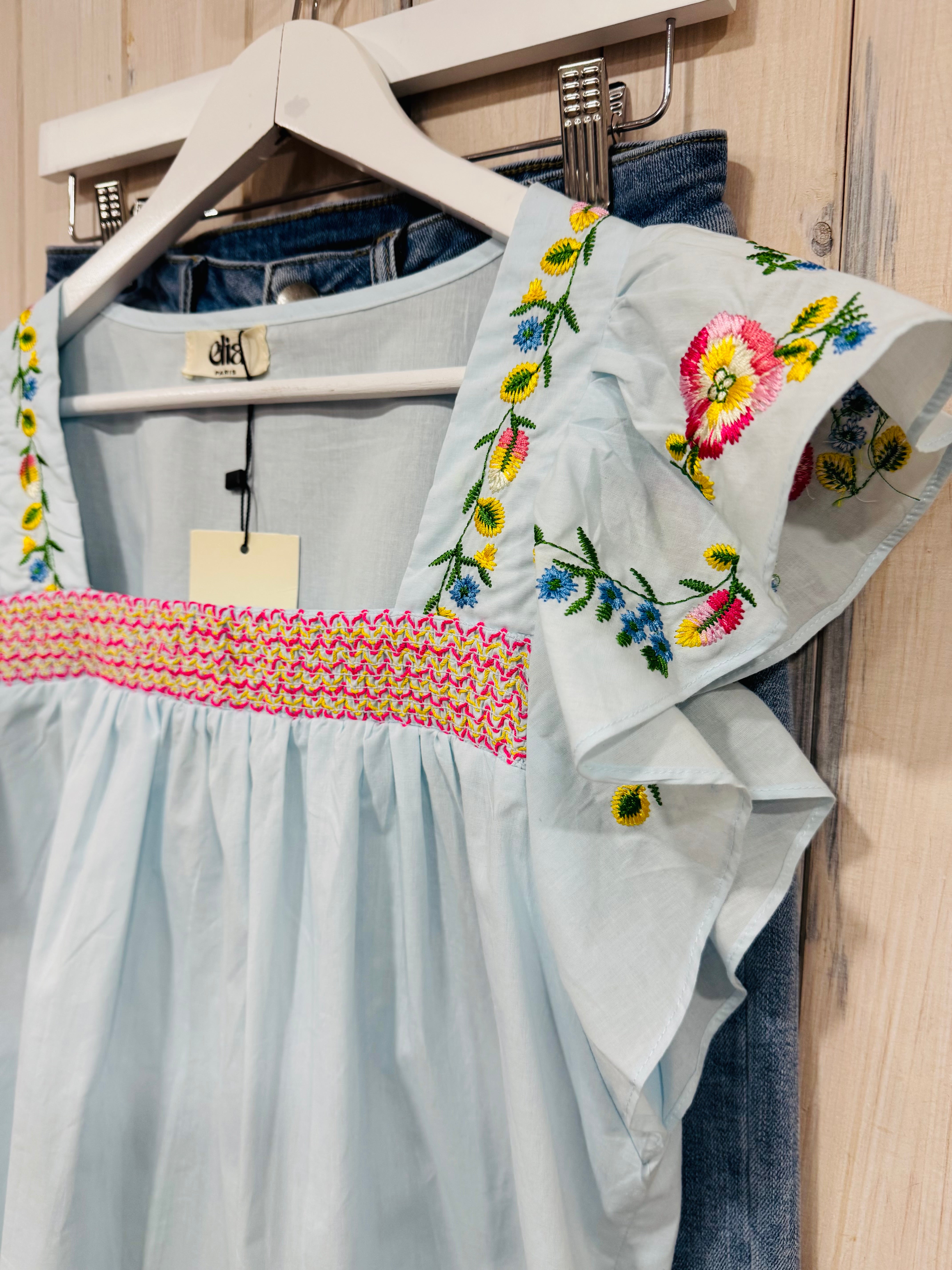 Dani Embroidered Ruffle Sleeve Blouse - New Brand - Elia