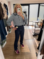 Load image into Gallery viewer, Caro Cigarette Leg Jeans - 3 Colours - AW26
