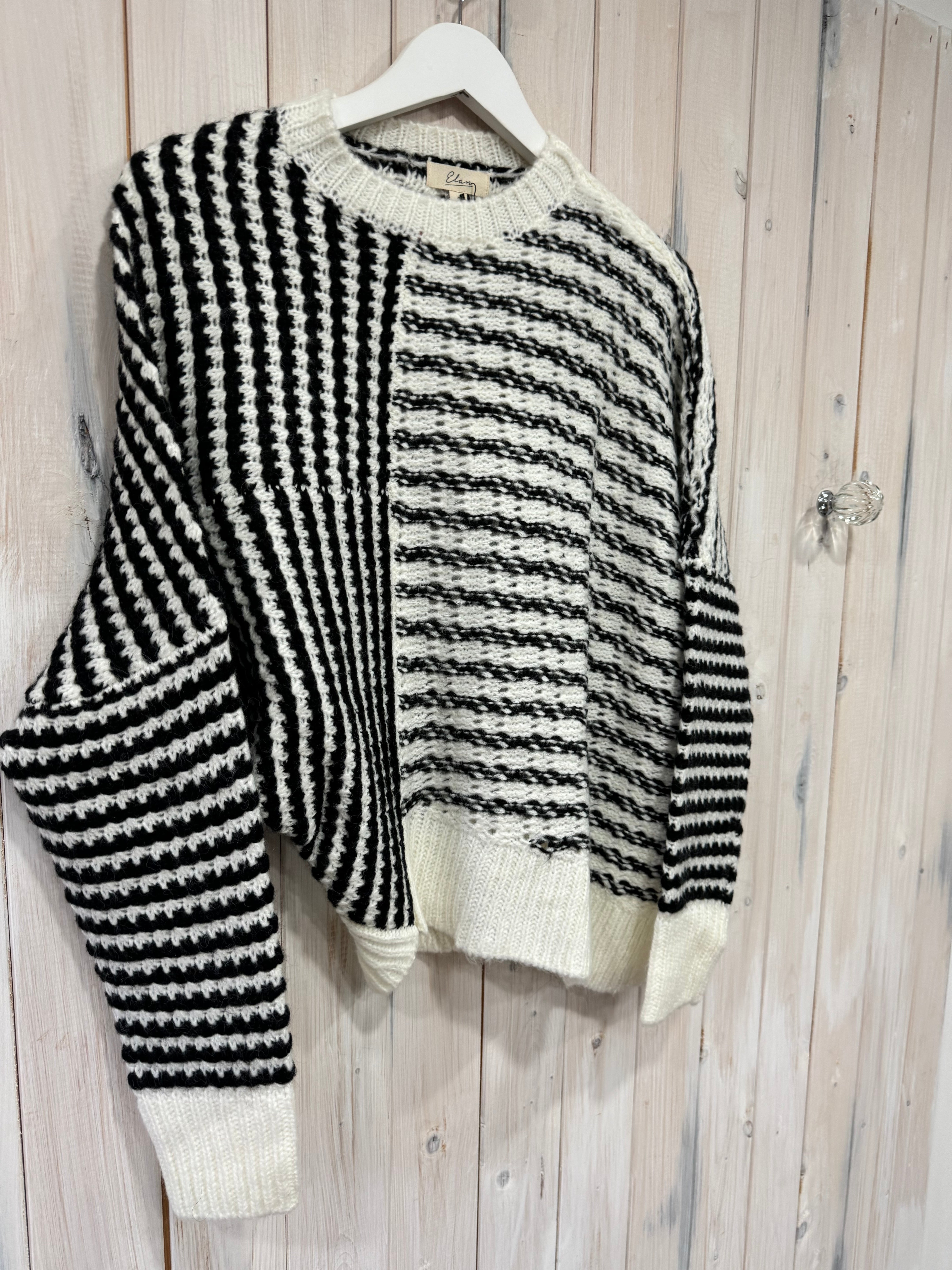 Asymmetric Monochrome Jumper - New Season - Elan