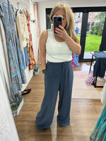 Load image into Gallery viewer, Farrow Trousers - Skatie
