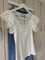 Load image into Gallery viewer, Rowe Detailed T-shirt - 2 Colours - New Season - Studio Birkin
