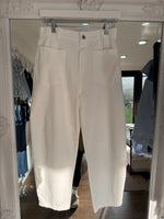 Load image into Gallery viewer, Summer Twill Skinny Crop Barrel Jean - 4 Colours - New Season
