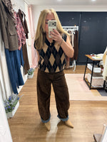 Load image into Gallery viewer, Moleskin Barrel Jean - AW26
