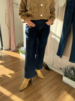 Load image into Gallery viewer, Rossy Wide Leg Crop Jeans - New Season
