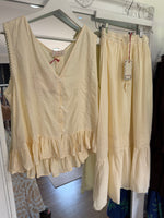 Load image into Gallery viewer, Camille Blouse- 2 Colours - Mamouchka - New Season
