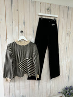 Load image into Gallery viewer, Kakaria High Waist Flare - 2 Colours -  Back in stock in a new colour - Kaffe
