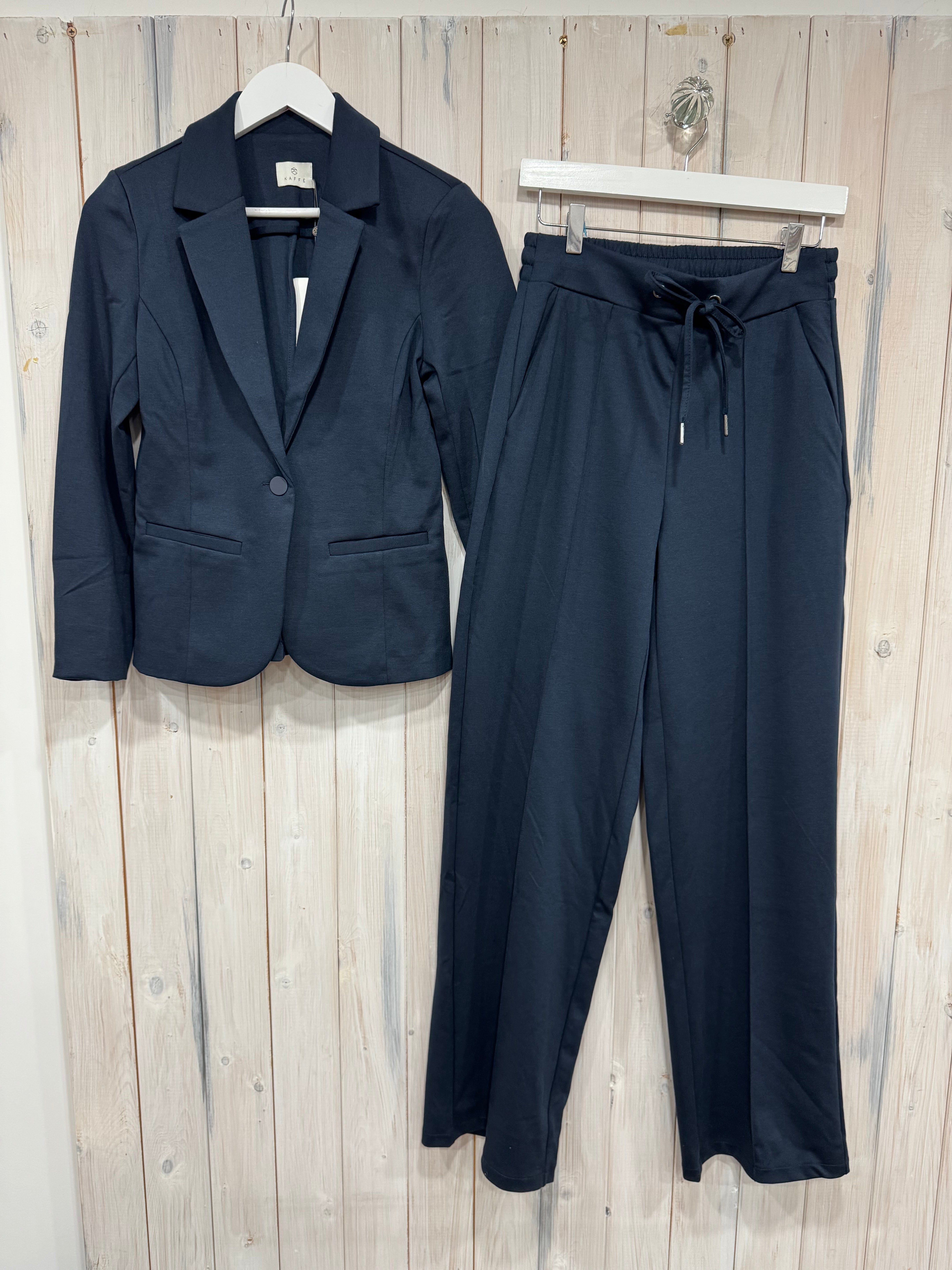 Kajenny Straight Leg Trousers - 2 Coloura New Season Kaffe