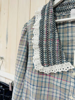 Load image into Gallery viewer, Soren Collar Blouse - 2 Colours - New Brand
