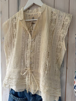 Load image into Gallery viewer, Abby Lace Blouse - 2 Colours - Studio Parisien
