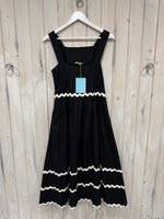 Load image into Gallery viewer, Monochrome Ric Rac Dress - New Brand - Compania Fantastica
