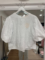 Load image into Gallery viewer, Broderie Puff Shoulder Reversible Blouse - New Season
