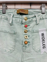 Load image into Gallery viewer, Lisa Button Feature Jeans - New Free From Humanity
