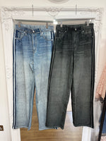 Load image into Gallery viewer, Bona Faux Wide Leg Jeans - 2 Colours - Elan AW26
