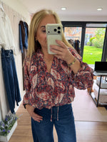 Load image into Gallery viewer, Lissy Bubble Hem Blouse - AW26
