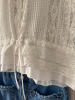Load image into Gallery viewer, Abby Lace Blouse - 2 Colours - Studio Parisien
