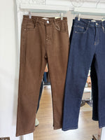 Load image into Gallery viewer, Caro Cigarette Leg Jeans - 3 Colours - AW26
