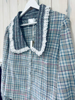 Load image into Gallery viewer, Soren Collar Blouse - 2 Colours - New Brand
