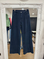 Load image into Gallery viewer, Perry Panel Leg Soft Jeans - 4 Colours - New Season
