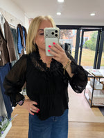 Load image into Gallery viewer, Siona Blouse - 2 Colours - An'ge AW26
