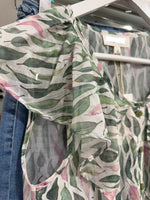 Load image into Gallery viewer, Leaf Print S/Less Blouse - New Season
