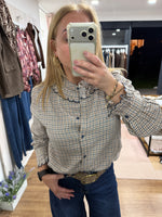 Load image into Gallery viewer, Scallop Emb Blouse - AW26
