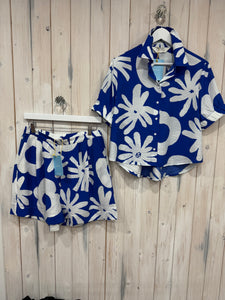 Blue and White Flower Shirt - New Season - Compania