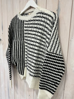 Load image into Gallery viewer, Asymmetric Monochrome Jumper - New Season - Elan
