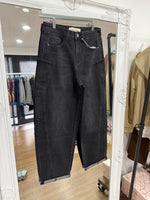 Load image into Gallery viewer, Pocket Skinny Barrel Jeans - Studio Parisien - AW26
