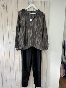 Savoir Blouse - New Season Skatie