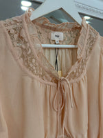 Load image into Gallery viewer, Siona Blouse - 2 Colours - An'ge AW26
