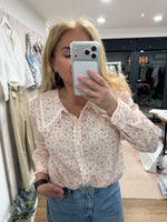 Load image into Gallery viewer, Ric Rac Rose Blouse - New Season
