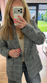 Load image into Gallery viewer, Blazer Coat - 2 Colours - AW26
