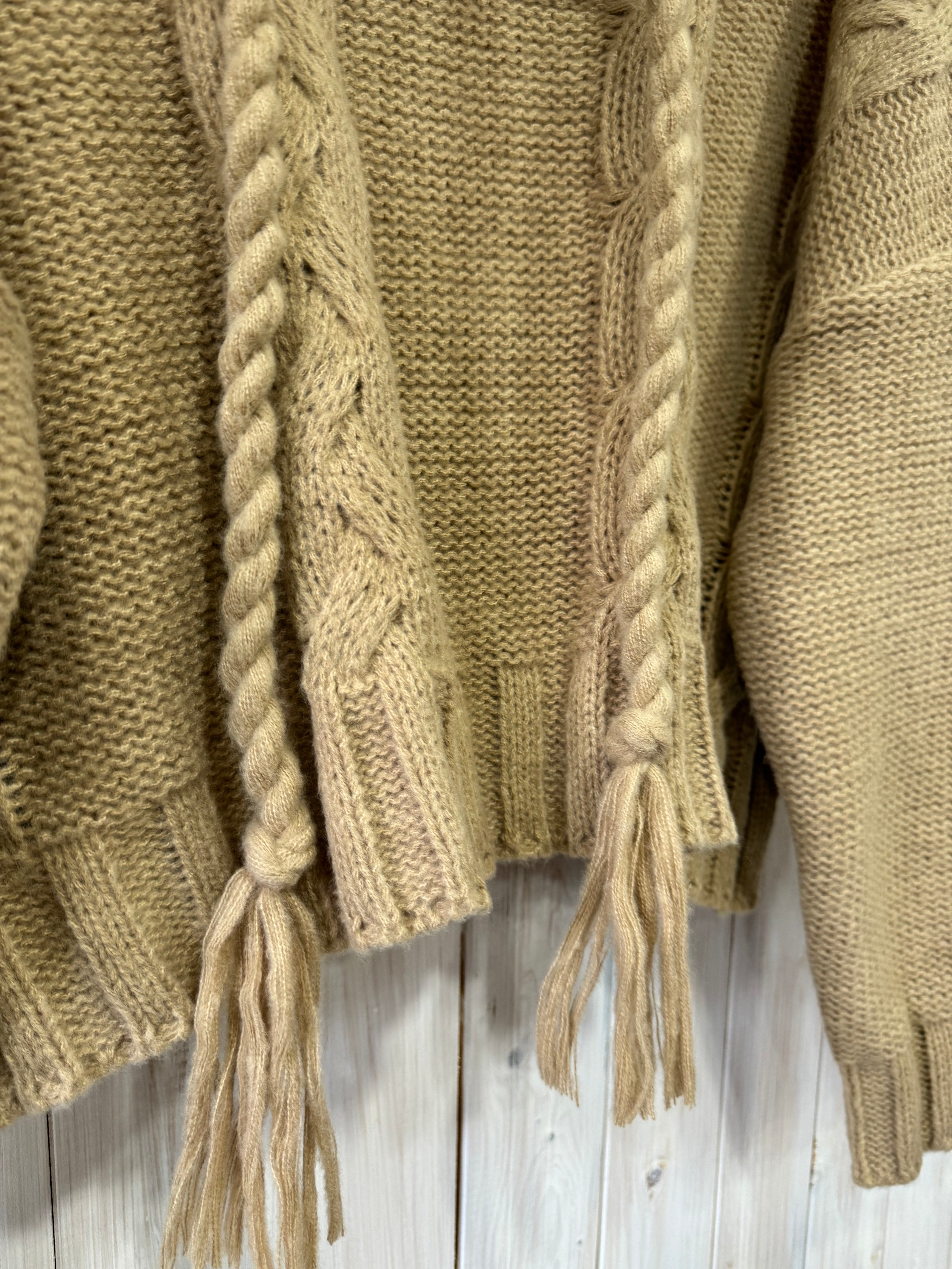 Rope Knitted Hoodie - 2 Colours - New Season