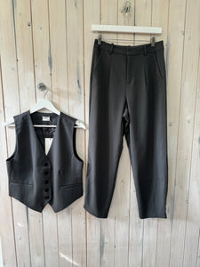 Kamerle 7/8 Trousers - Size 16 Available - New Season Kaffe