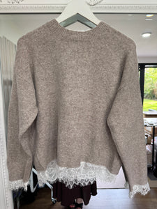 Creama Lace Sweater - New Season