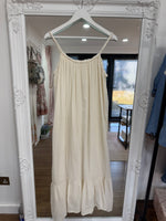 Load image into Gallery viewer, Plaited Detail Sun Dress - L'Atelier Parisien

