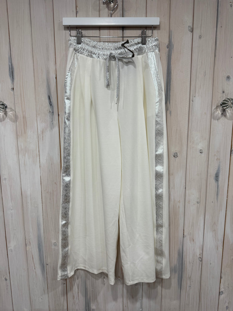 Wide Leg Joggers - New Season