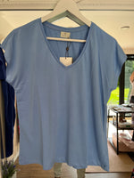 Load image into Gallery viewer, Kalise Tshirt - Kaffe - 3 Colours

