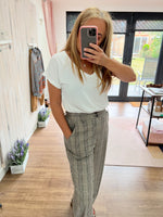 Load image into Gallery viewer, Kadiana High Waist Crop Trousers - Kaffe - New Collection
